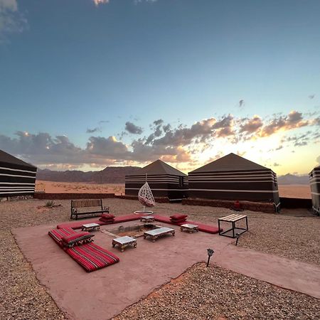 Bedouin Life Camp Hotel วาดิรัม ภายนอก รูปภาพ