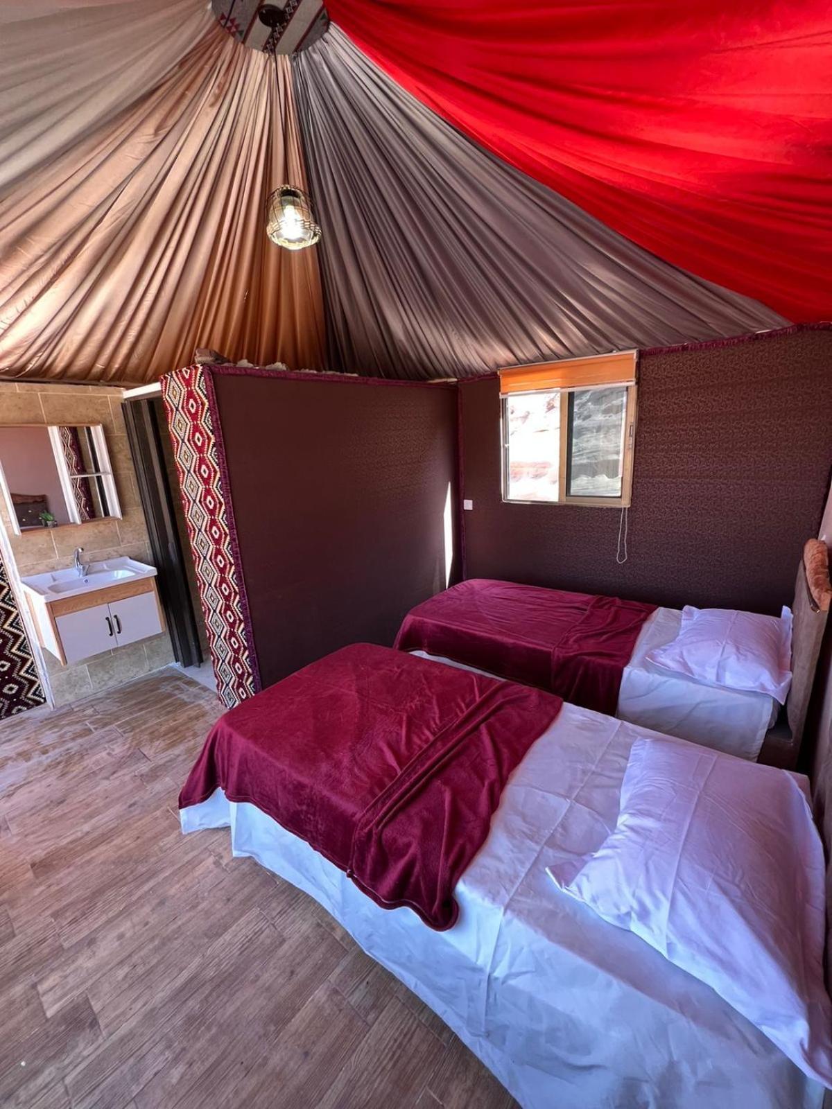 Bedouin Life Camp Hotel วาดิรัม ภายนอก รูปภาพ