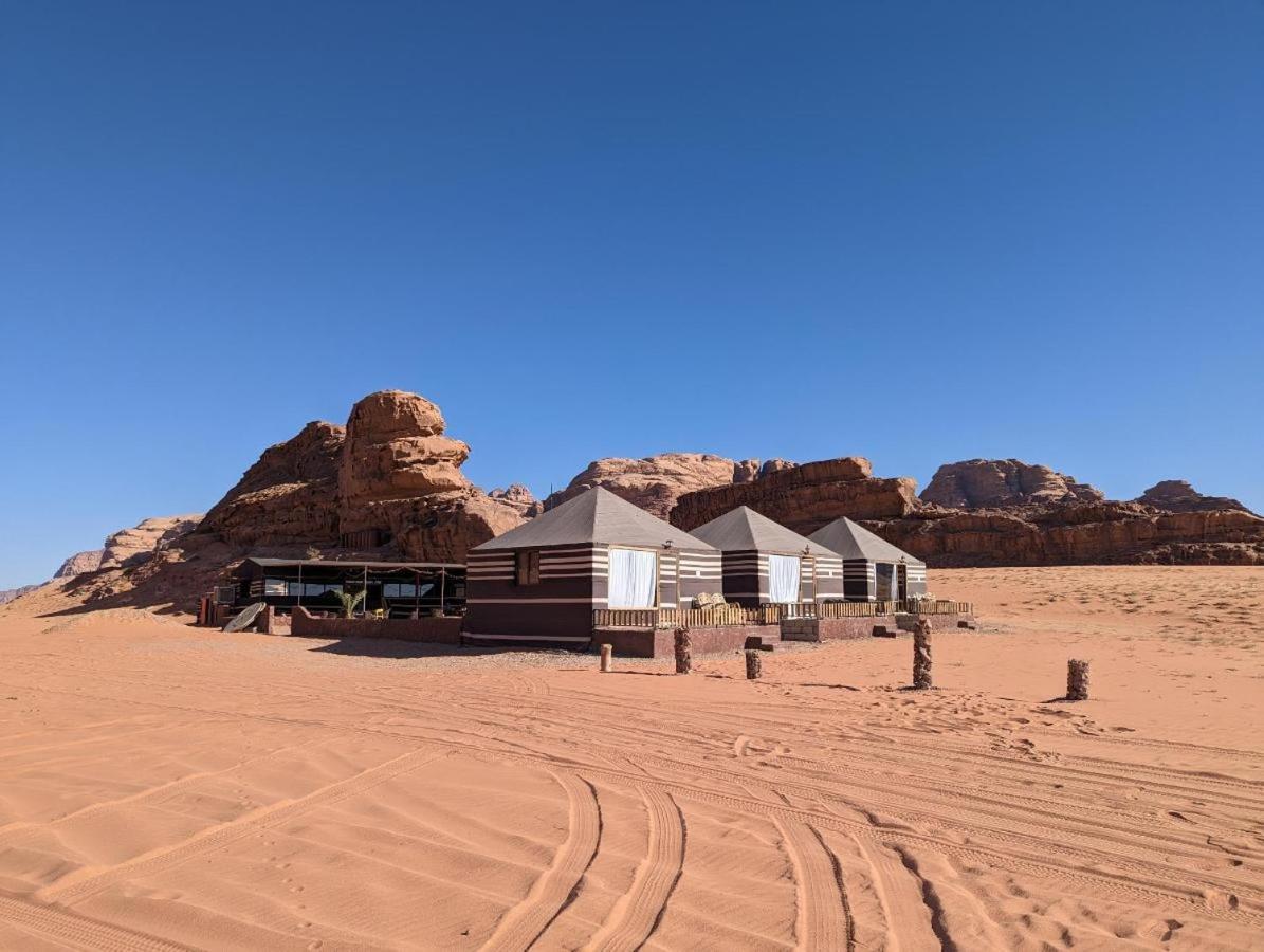 Bedouin Life Camp Hotel วาดิรัม ภายนอก รูปภาพ